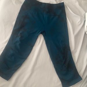 Lululemon capris
